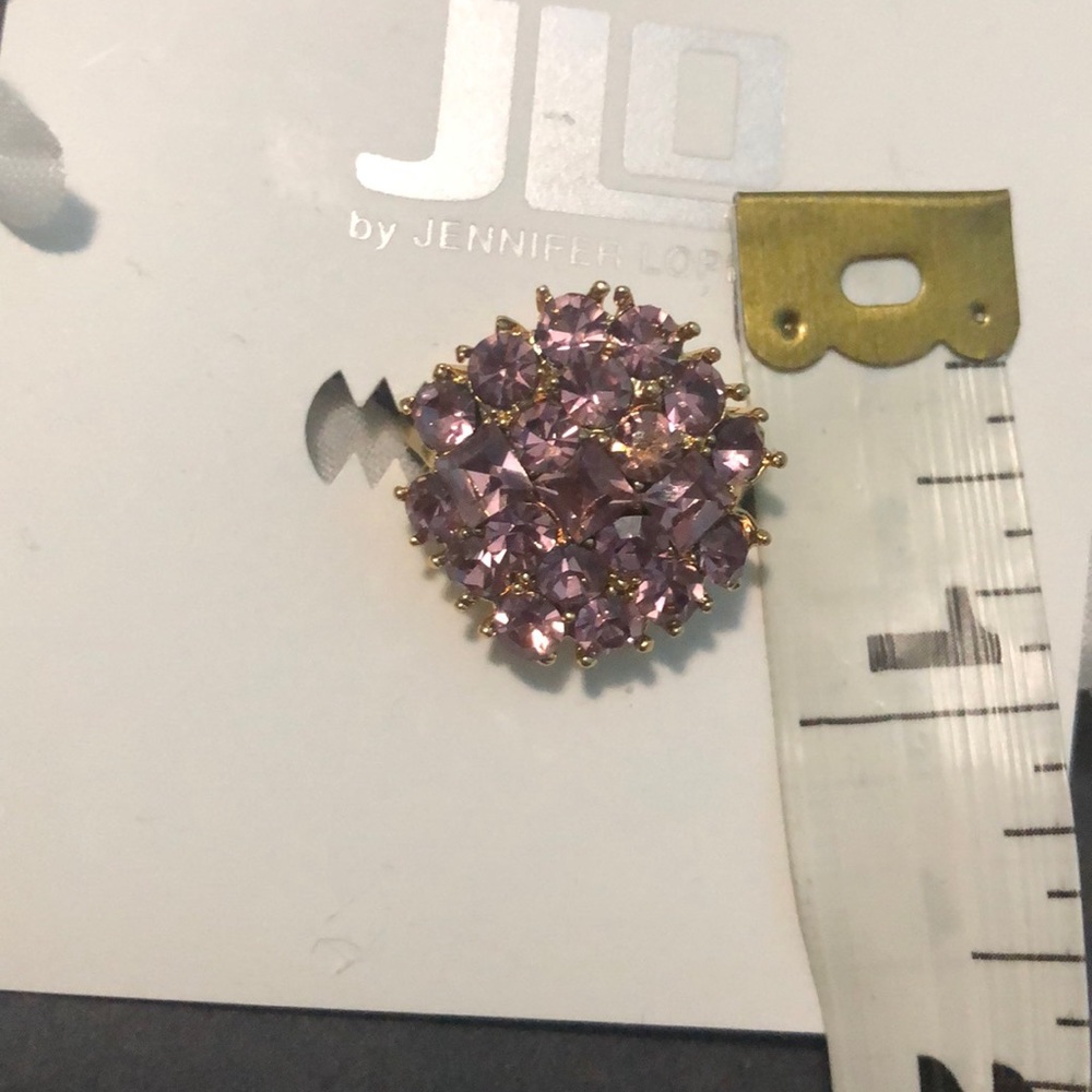 Ring - Picture 2 of 4